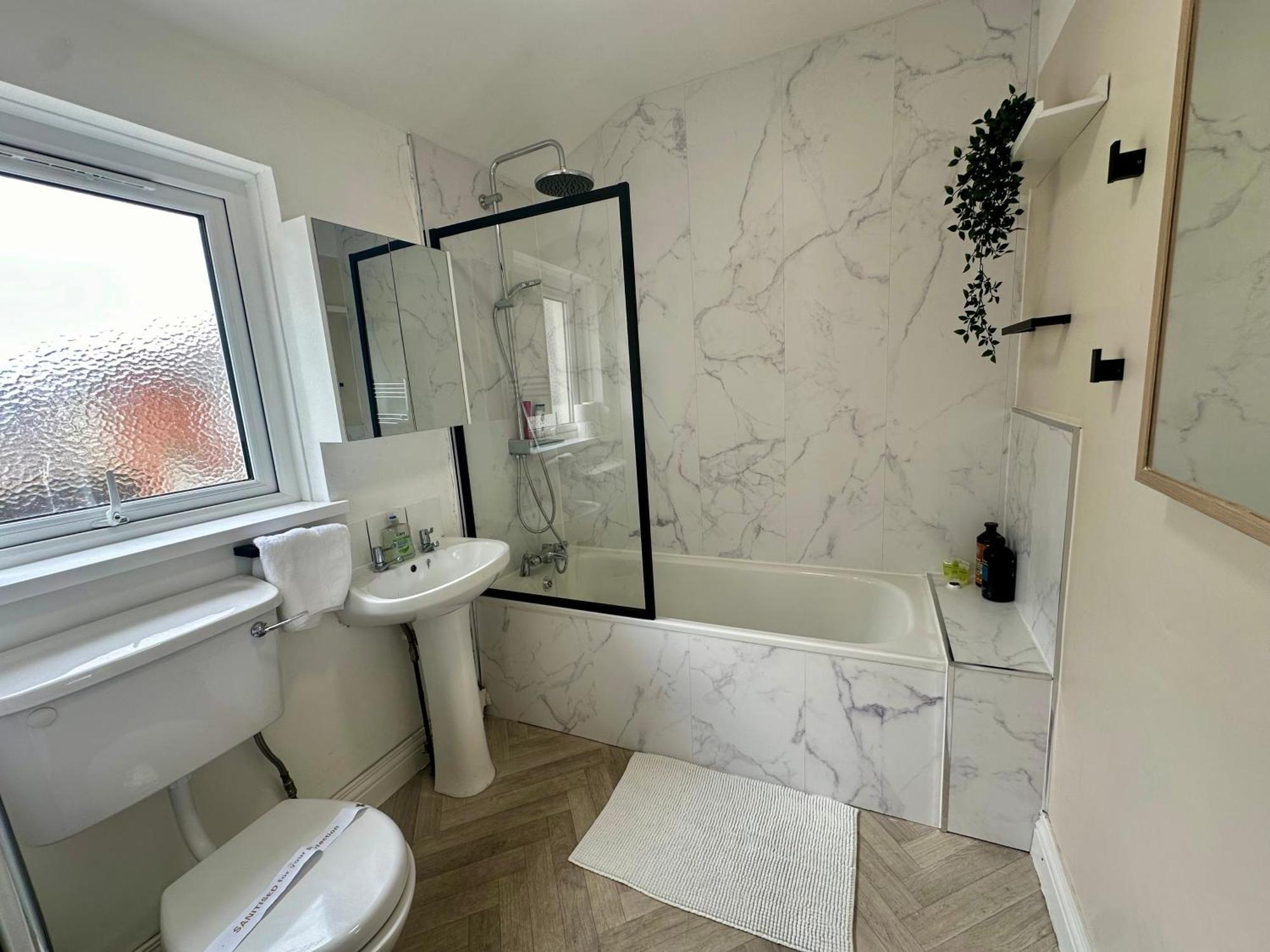 2Br City Side House Белфаст Экстерьер фото